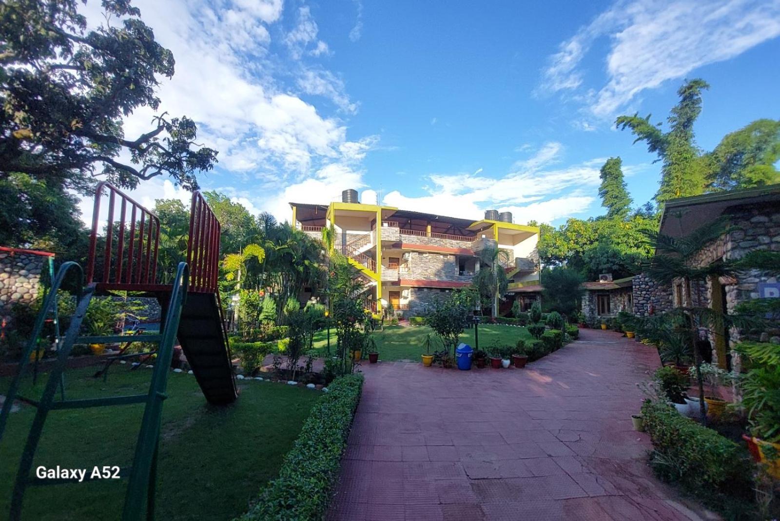 Hr Dukes Den Resort Ramnagar  Dış mekan fotoğraf
